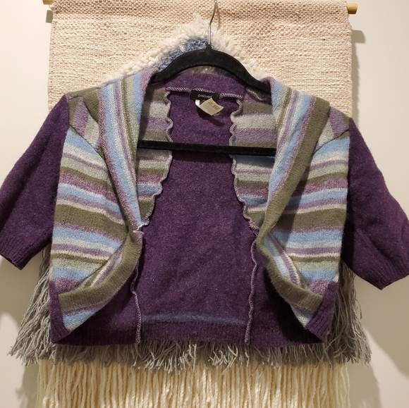 Preloved Shrug - Picture 5 of 5